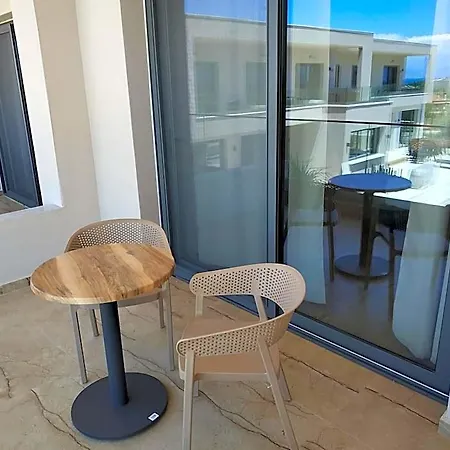 Rachoni Amazing And Maisonettes Hotel 3*